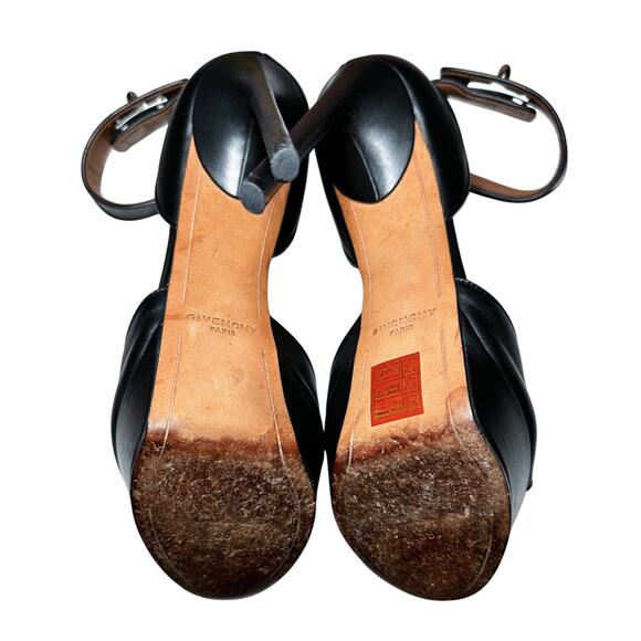 Givenchy Black Leather Ankle Strap Shark Lock Platform Heels Sandals Size 39 - Picture 6 of 8